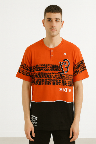 Red &amp; Black SKITE Graphic T-Shirt