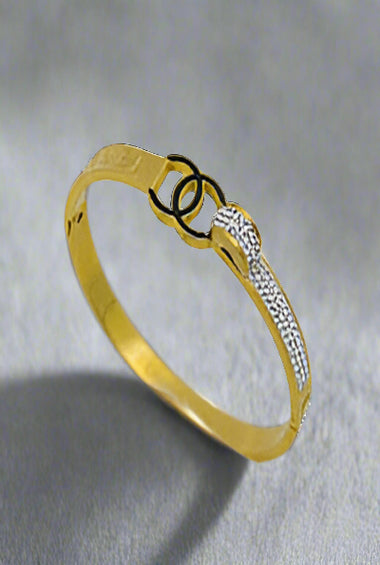 Gold Designer Buckle Bracelet