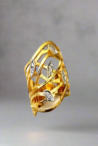 Nature-Inspired Leaf Ring